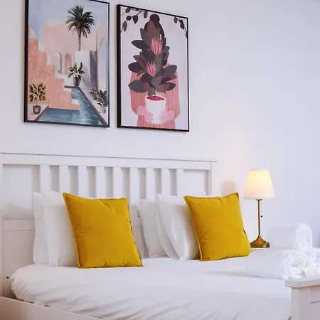 Travel And Live Poveiros Porto